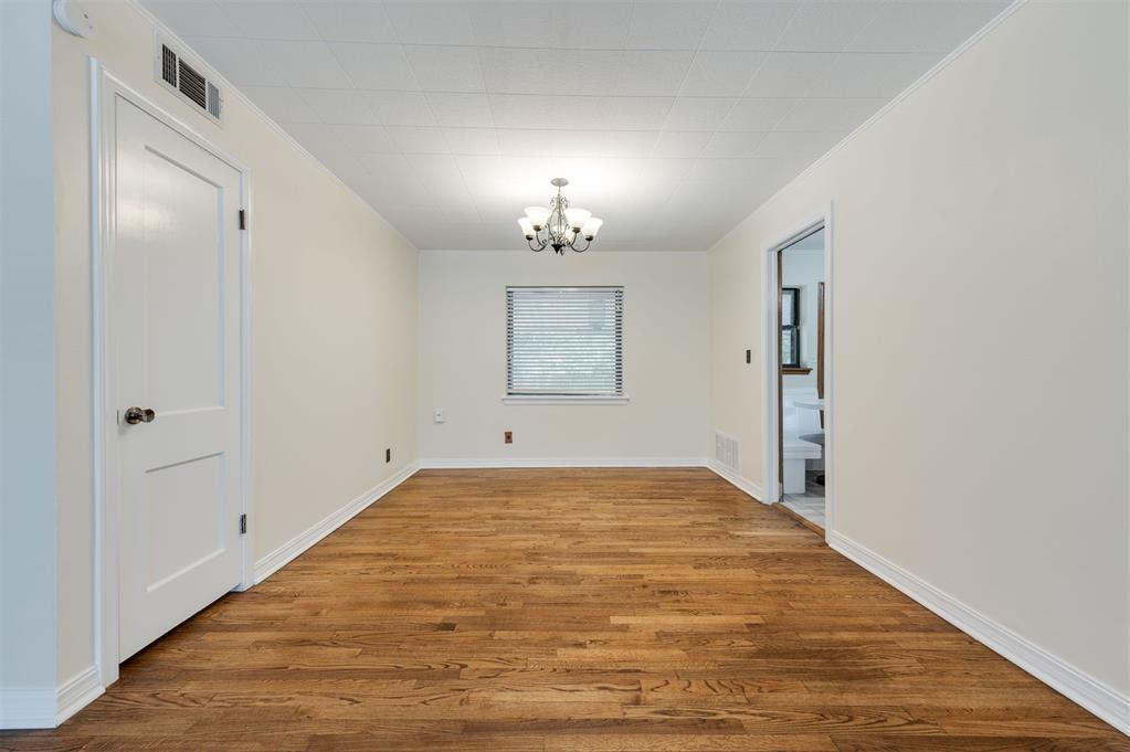 1738 CARLISLE Road