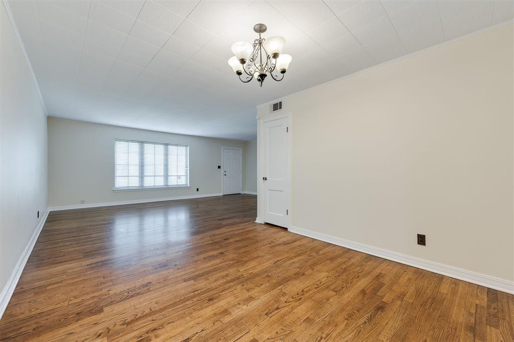 1738 CARLISLE Road