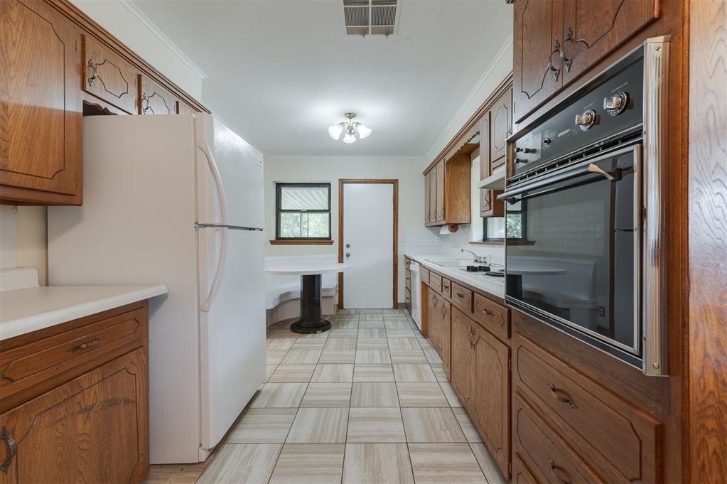 1738 CARLISLE Road