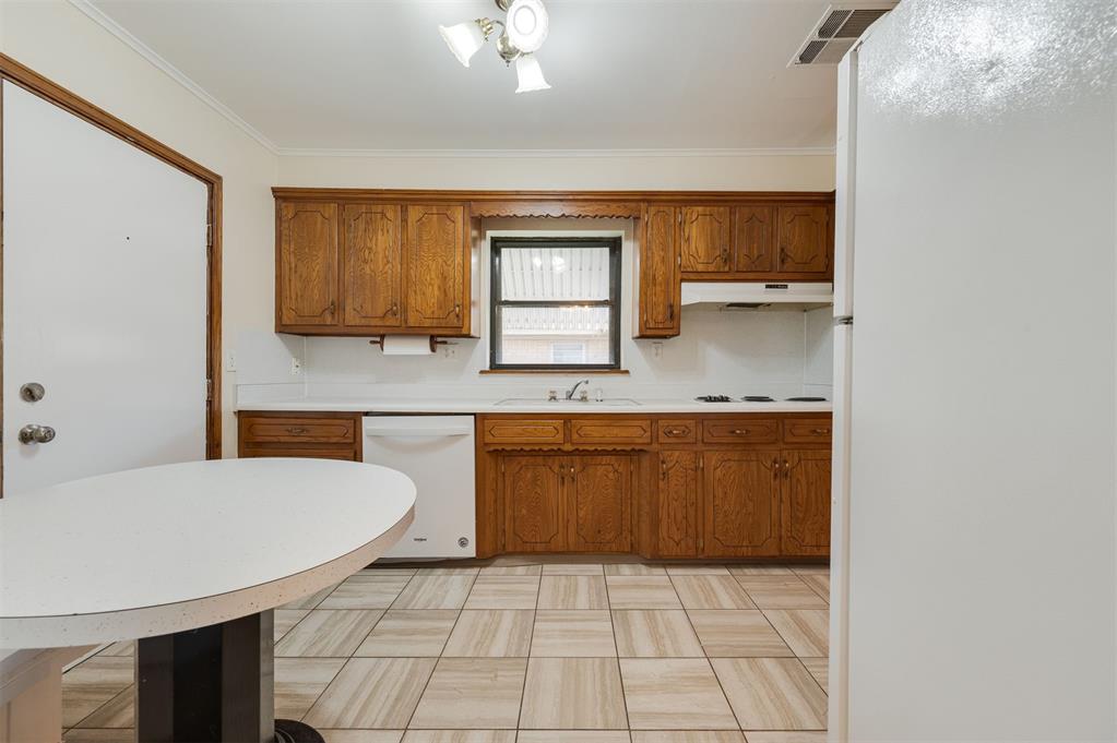 1738 CARLISLE Road