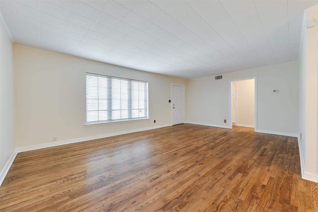 1738 CARLISLE Road