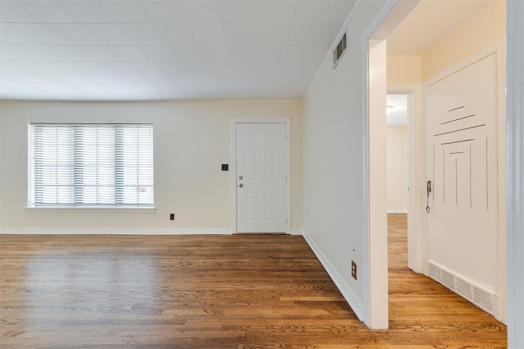 1738 CARLISLE Road