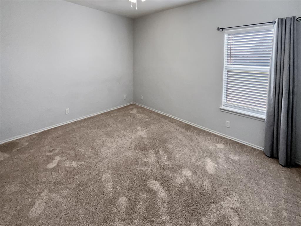 601 Cloudview Place
