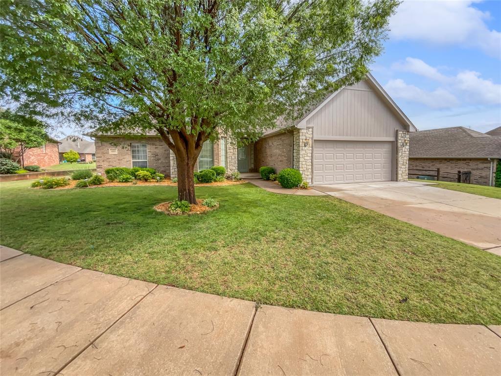 601 Cloudview Place