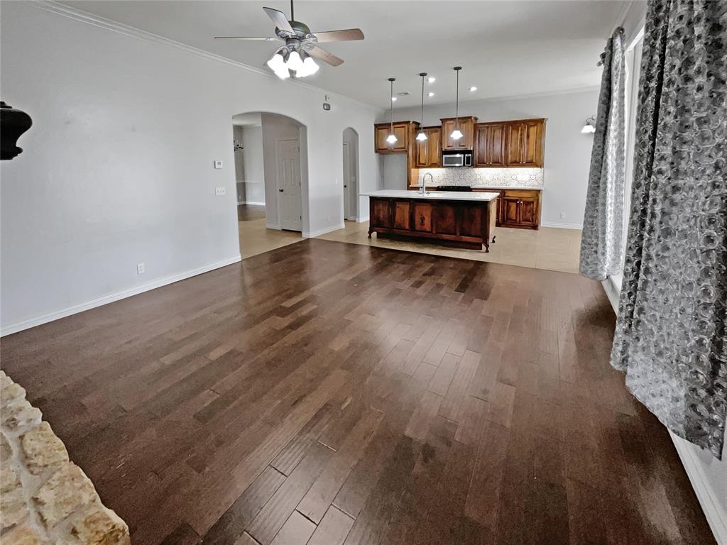 601 Cloudview Place