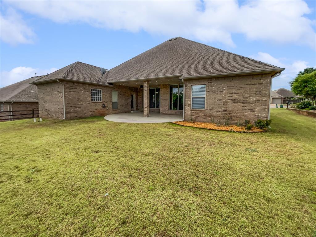 601 Cloudview Place