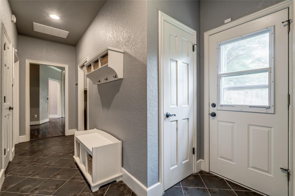 1224 Interurban Way