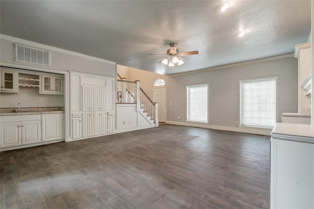 1224 Interurban Way