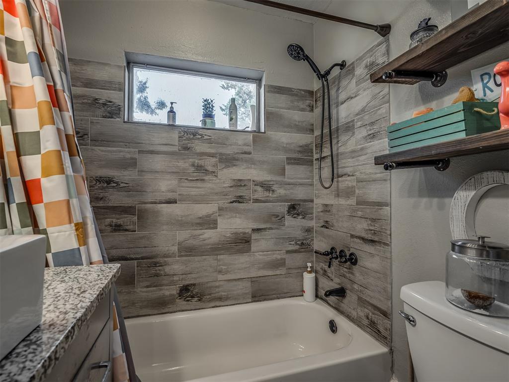 1012 S Williams Avenue