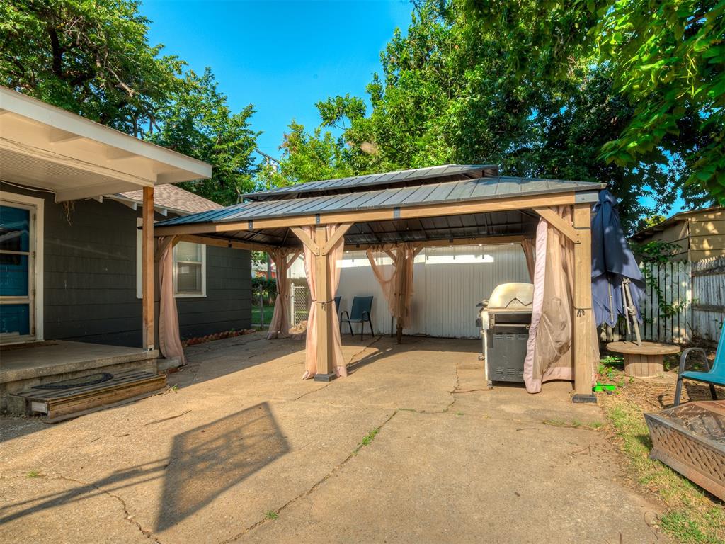 1012 S Williams Avenue