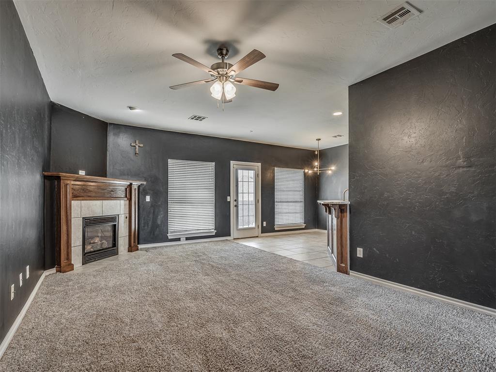 1136 Glen Eagles Court