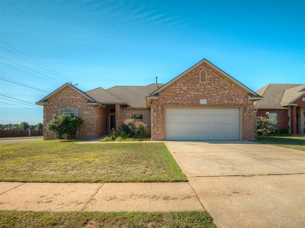 1136 Glen Eagles Court