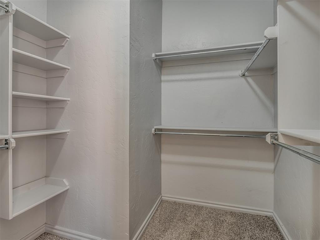 1136 Glen Eagles Court