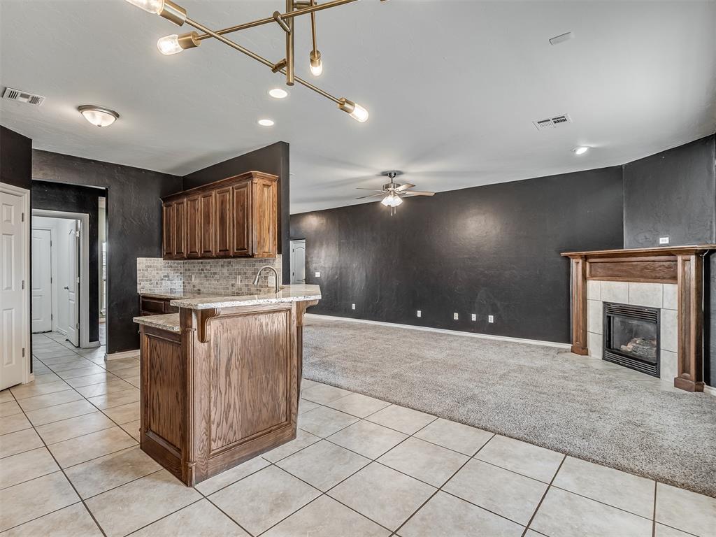 1136 Glen Eagles Court