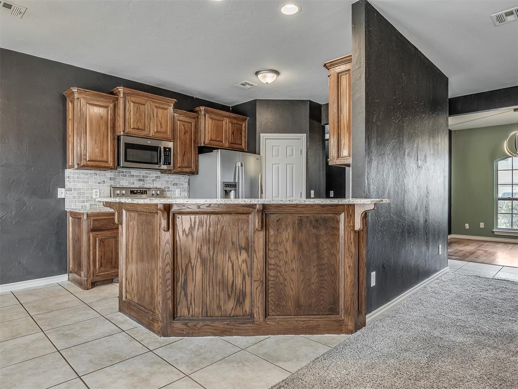 1136 Glen Eagles Court