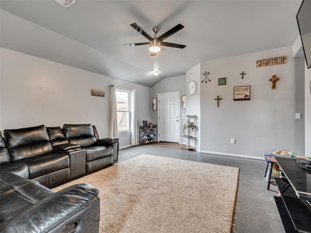 13113 Bridgewater Court