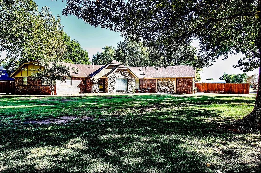 1856 W David Drive