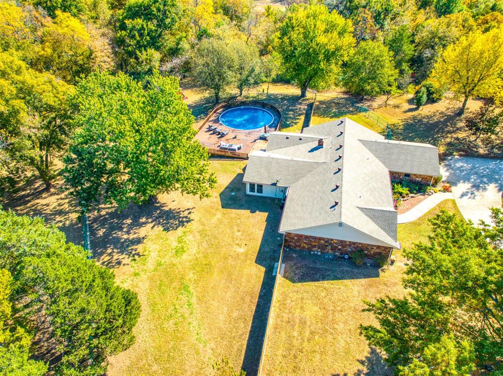 22 Oak Drive