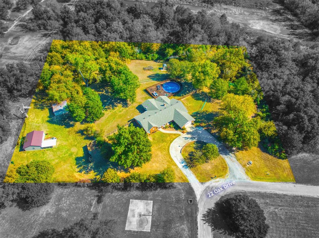 22 Oak Drive