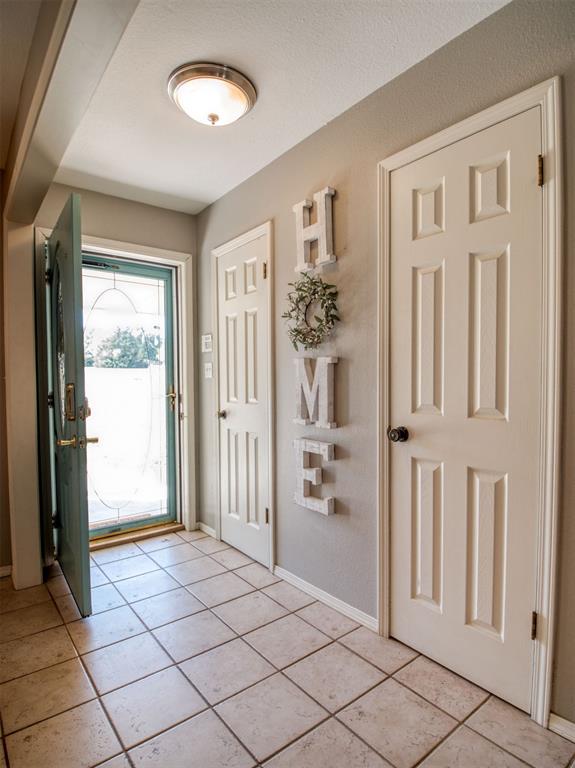 22 Oak Drive