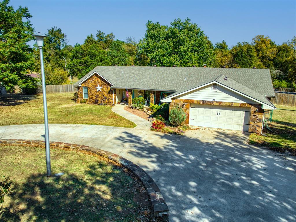 22 Oak Drive
