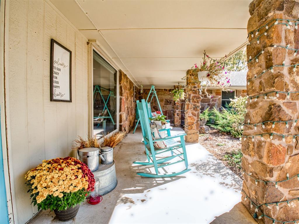 22 Oak Drive