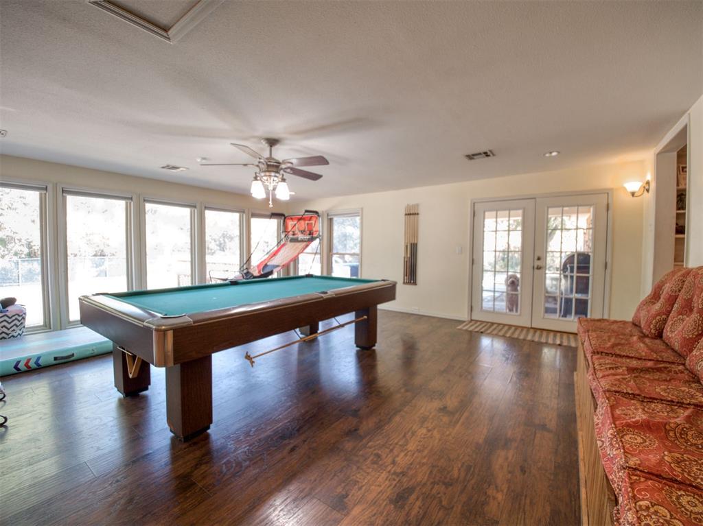 22 Oak Drive