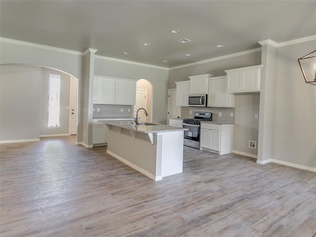 9100 Oak Tree Circle