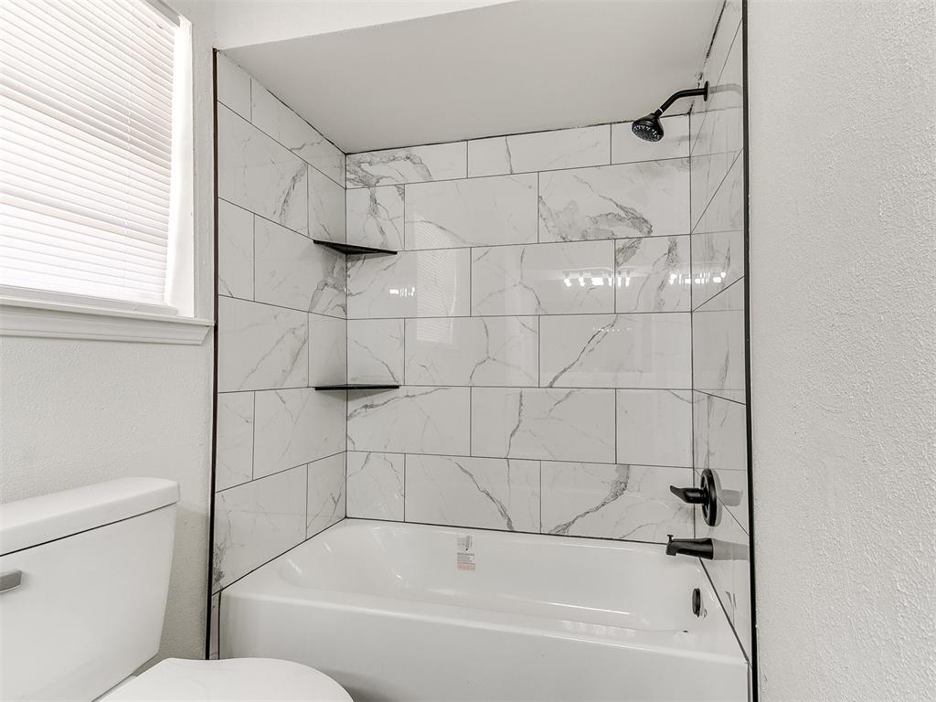 415 NE 20th Street