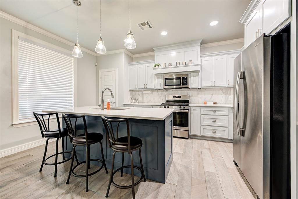 10813 NW 28th Street