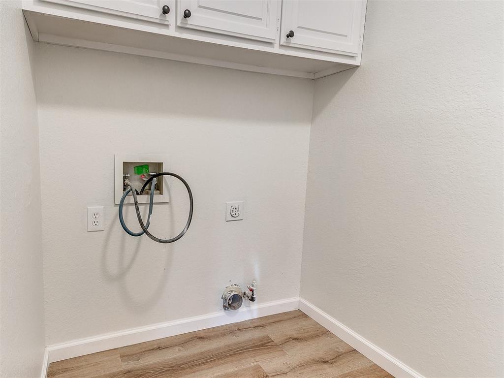 8101 Wilshire Ridge Drive