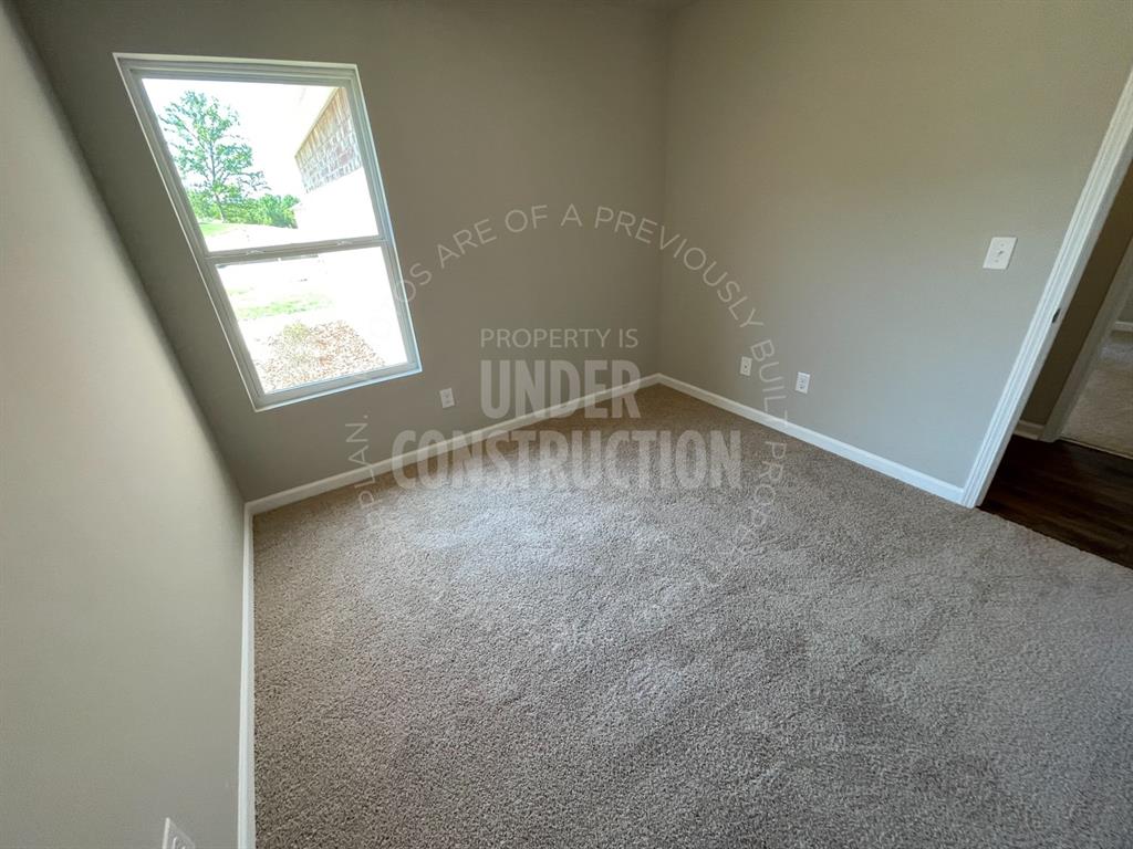 10228 Baled Bermuda Road