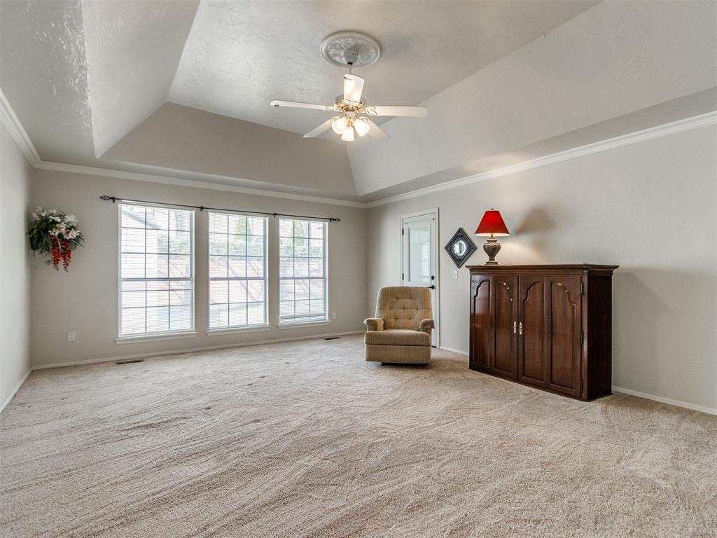 41 S Lexington Way