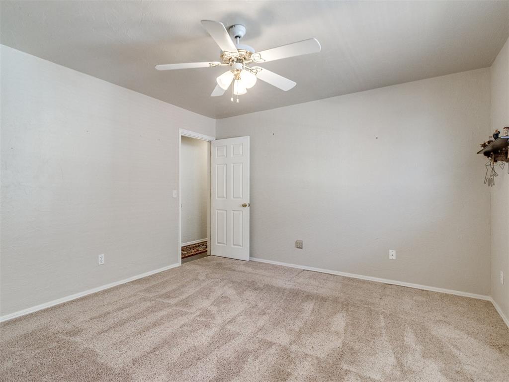 41 S Lexington Way