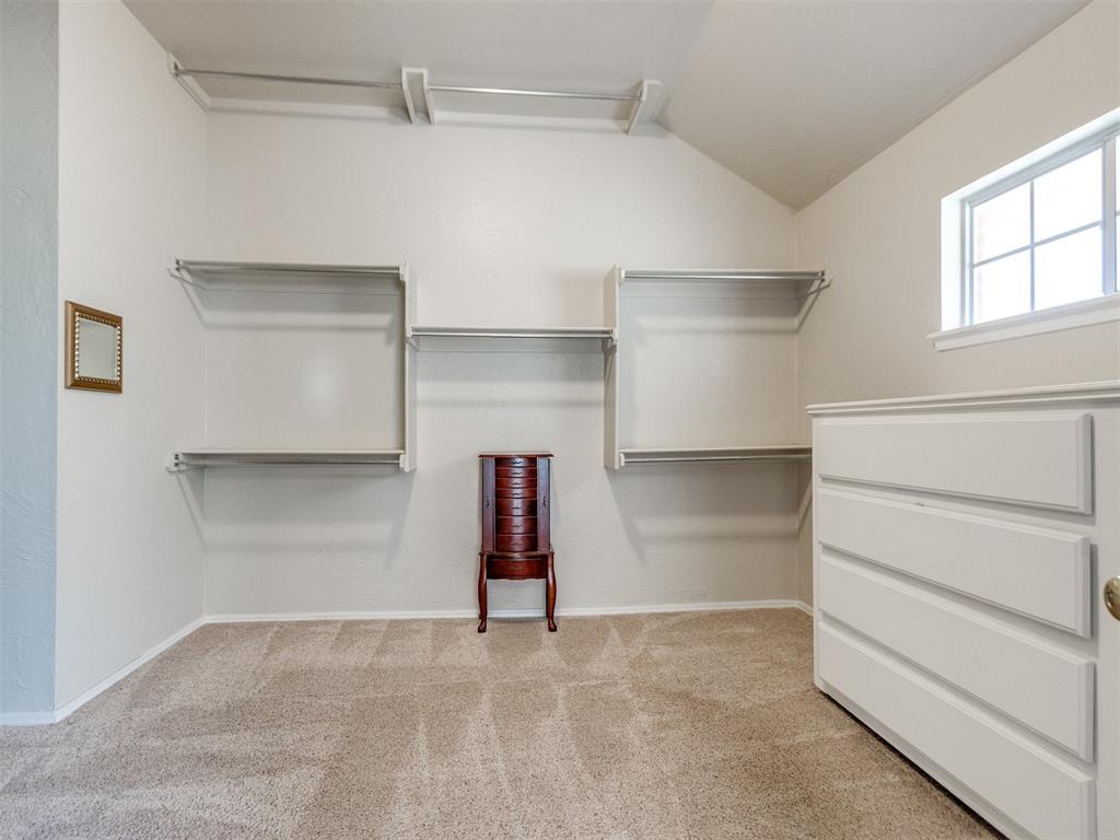 41 S Lexington Way