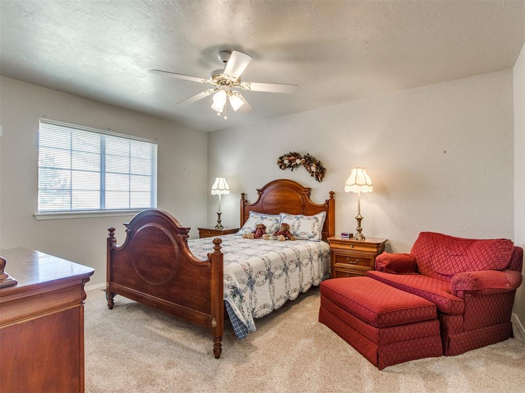 41 S Lexington Way