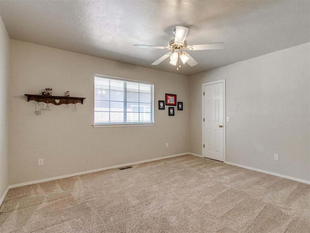 41 S Lexington Way