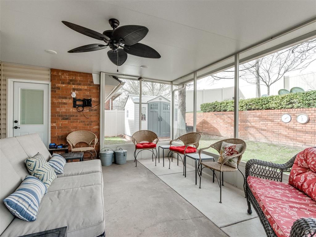 41 S Lexington Way