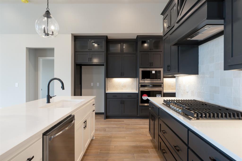 2324 Preserve Edge Drive