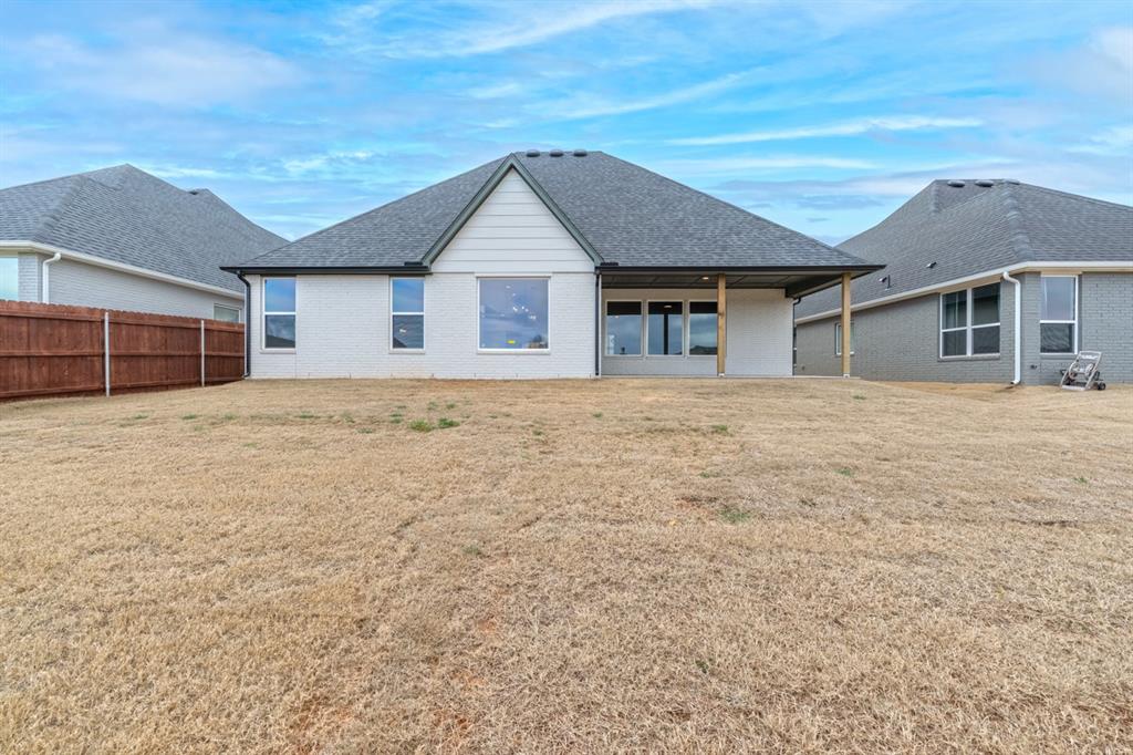 2324 Preserve Edge Drive