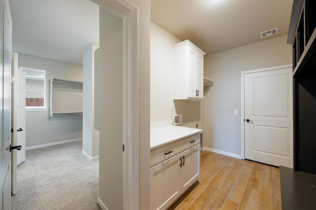 2324 Preserve Edge Drive