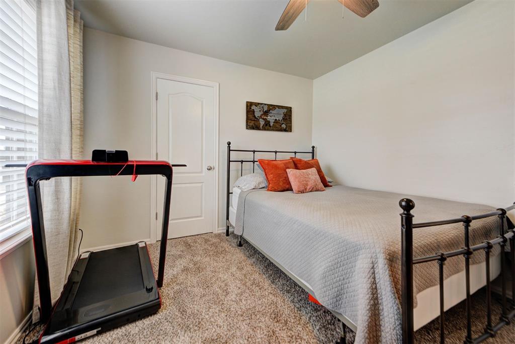 11704 NW 135th Terrace