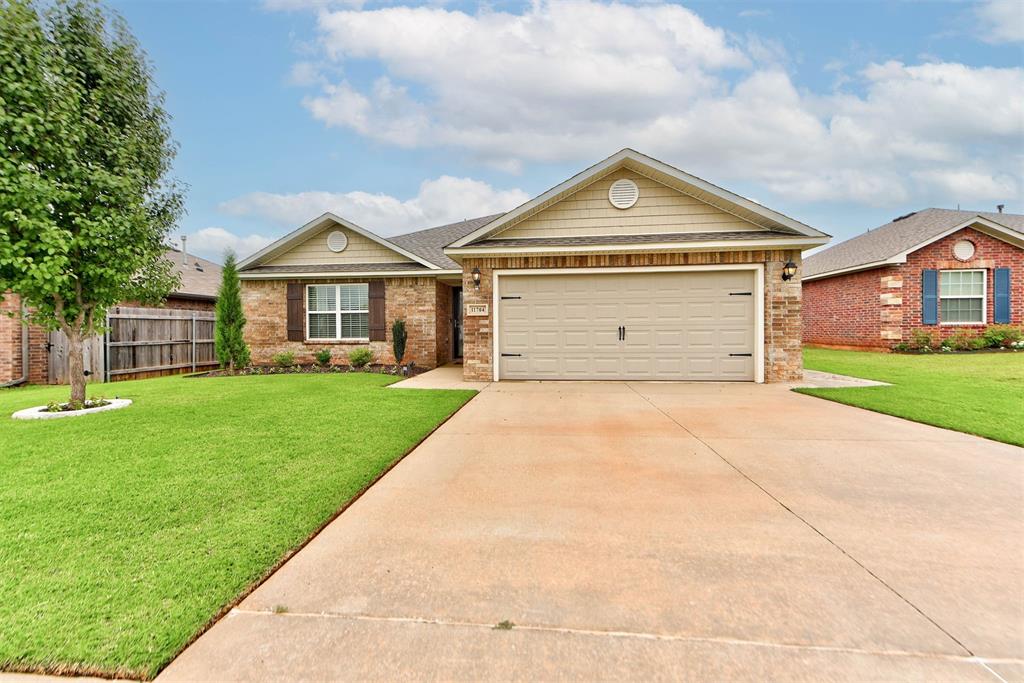 11704 NW 135th Terrace