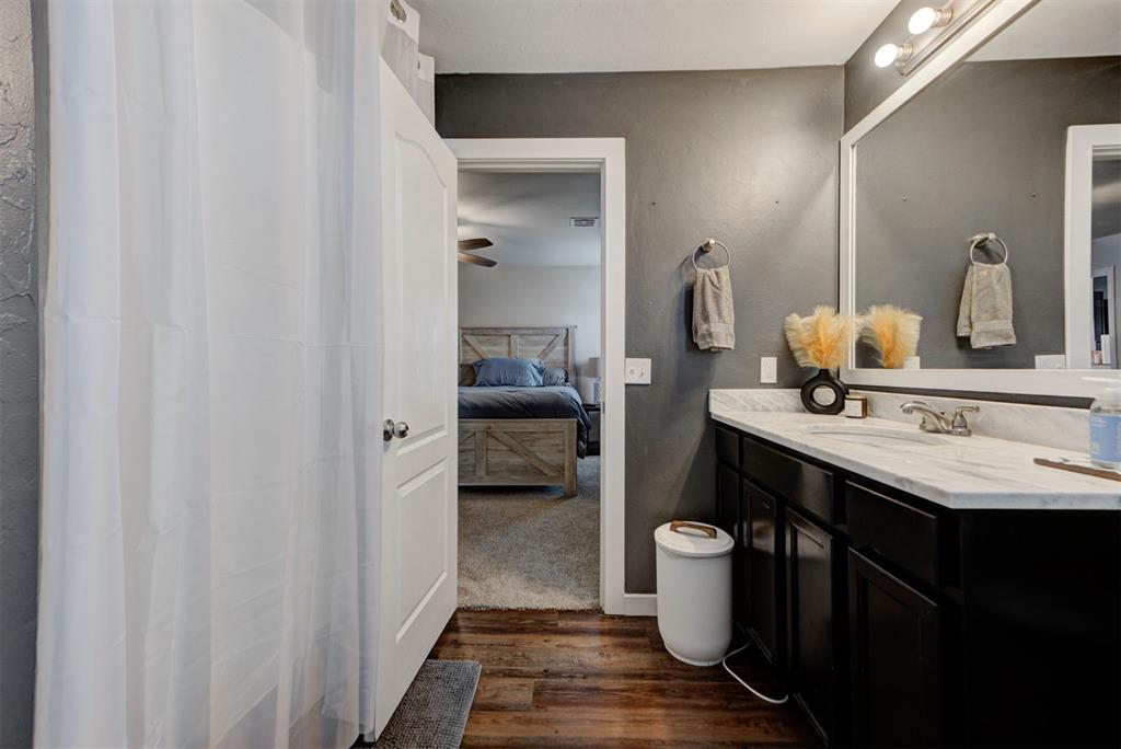 11704 NW 135th Terrace