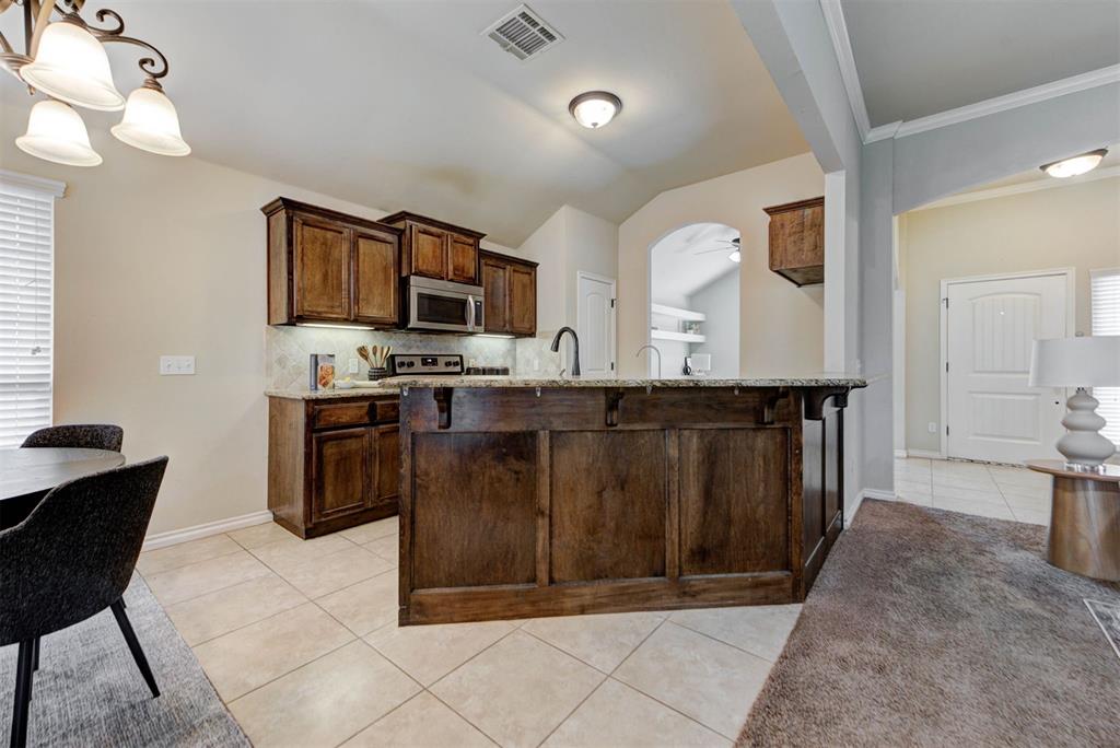 9909 Summerhill Lane