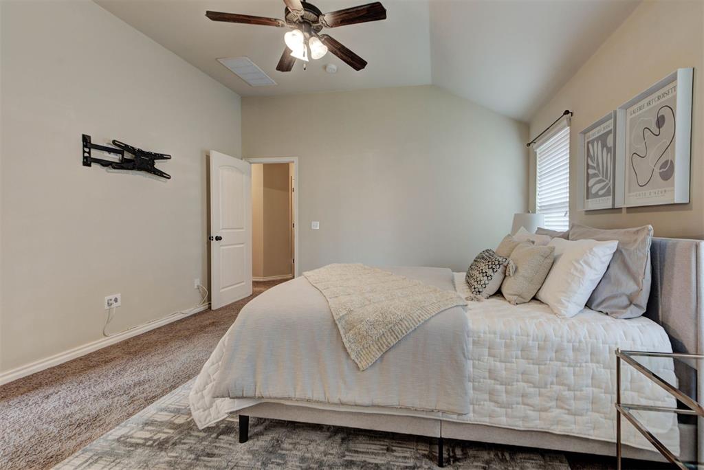 9909 Summerhill Lane