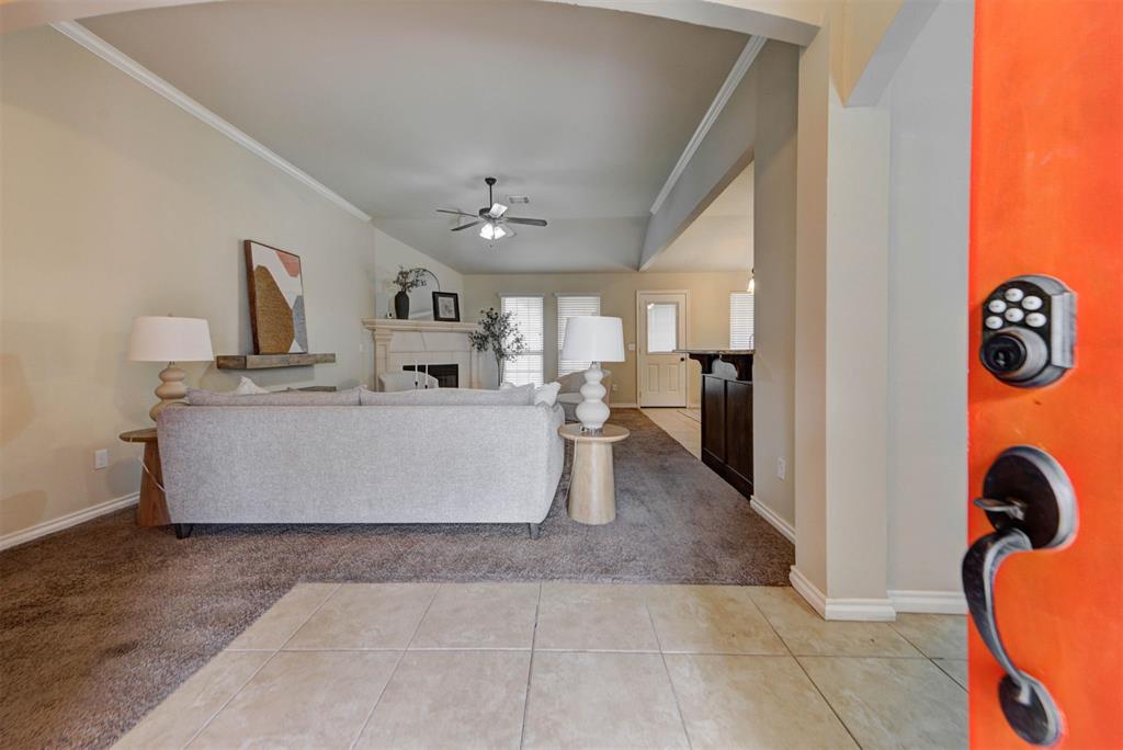 9909 Summerhill Lane