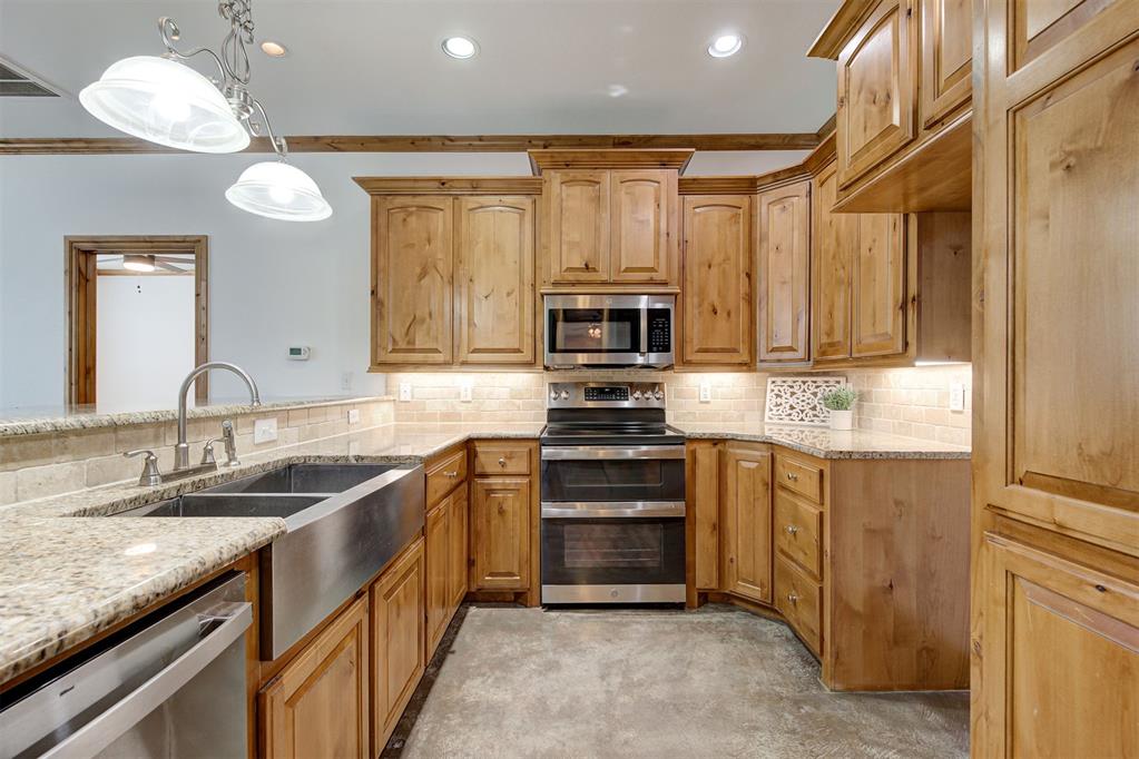210 N 4th Street