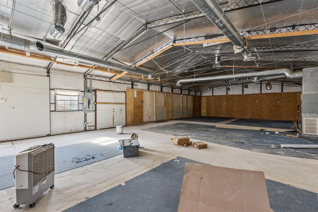 3500 N Broadway