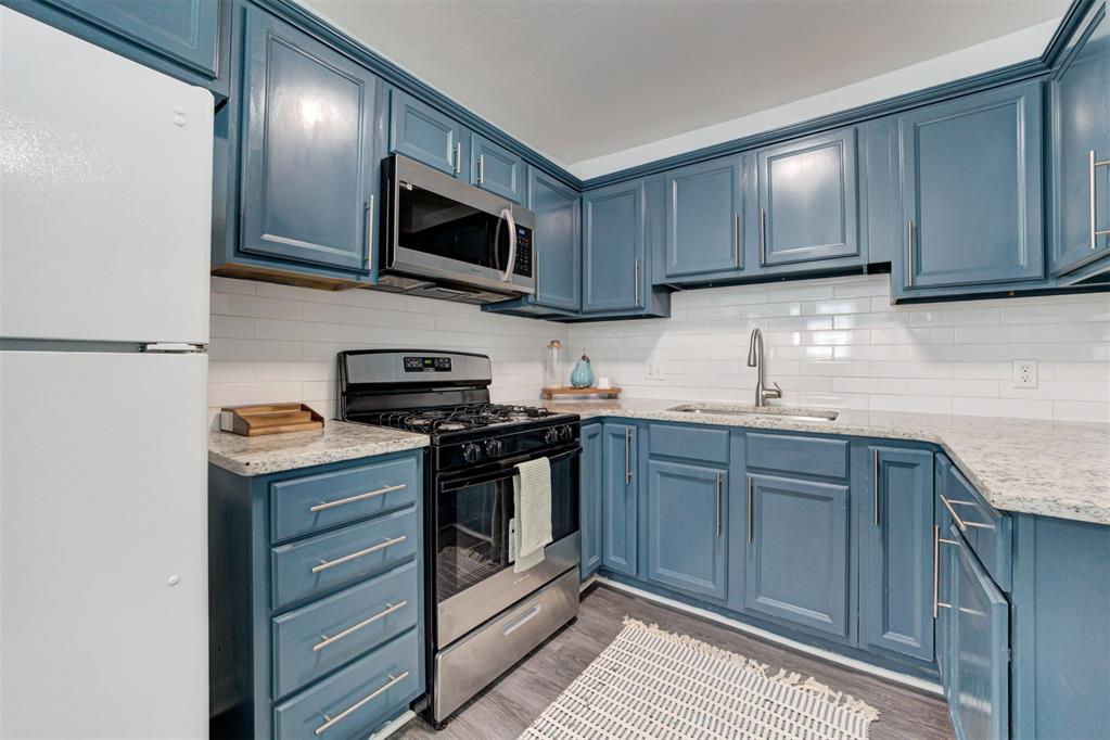 913 NE 28th Street